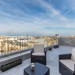 Terrace View - Stylish Two Bedroom Penthouse Msida